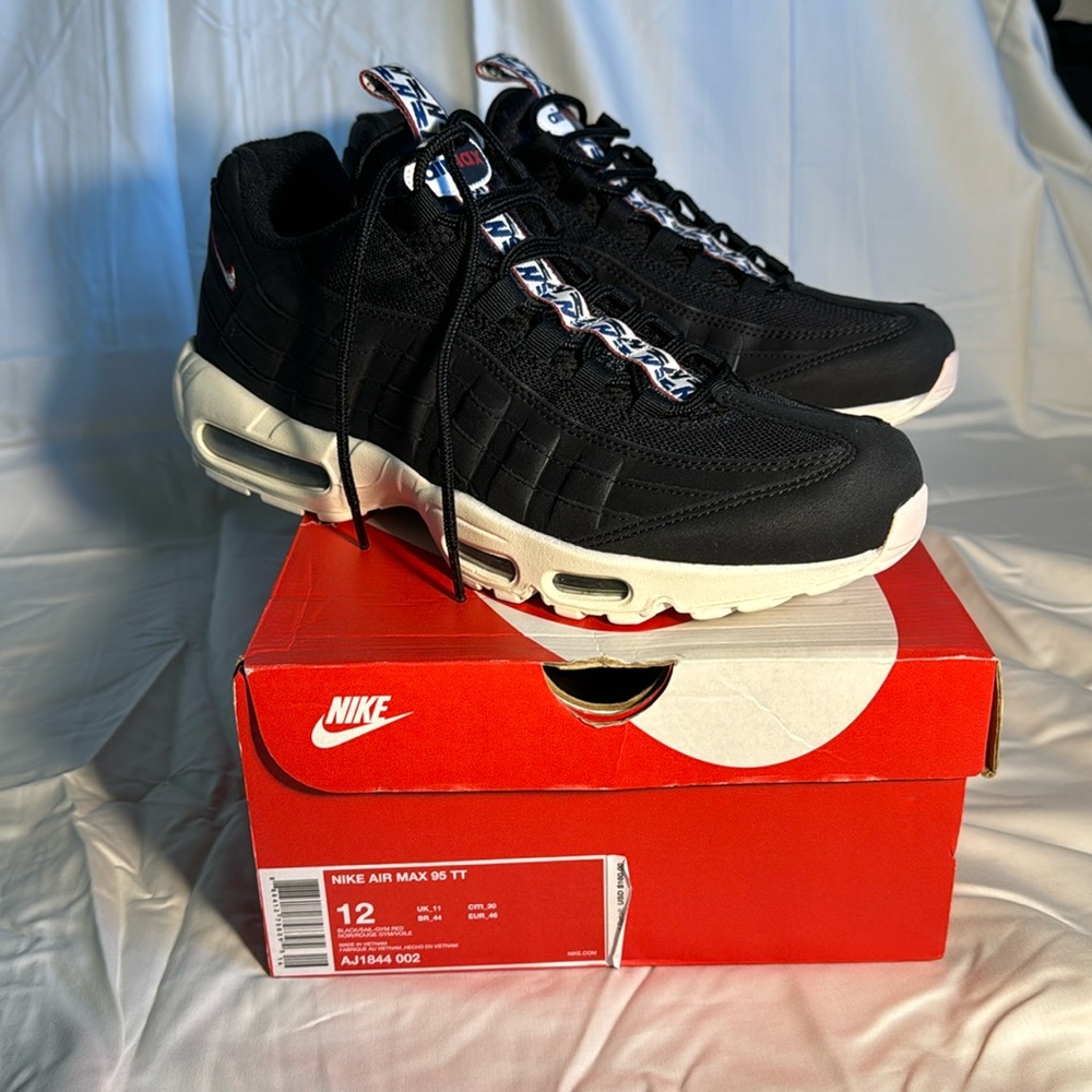 NIKE AIR MAX 95 TT pull tab